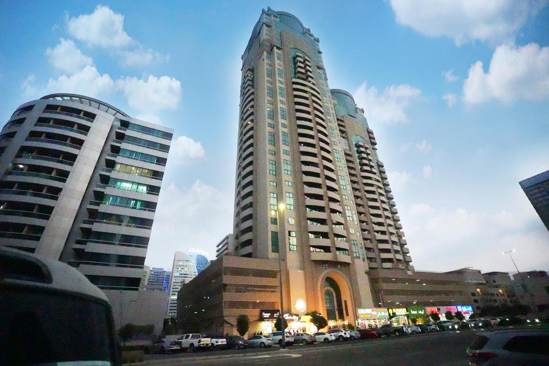 Quiet Partition Room In Tecom Barsha Heights 두바이 외부 사진