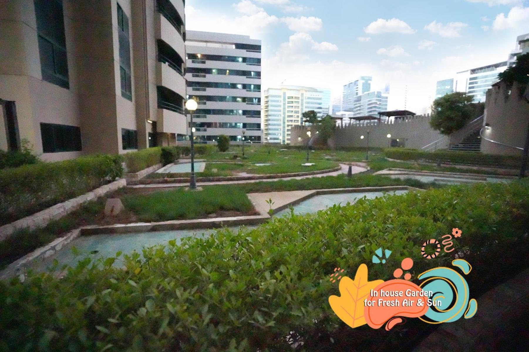 Quiet Partition Room In Tecom Barsha Heights 두바이 외부 사진